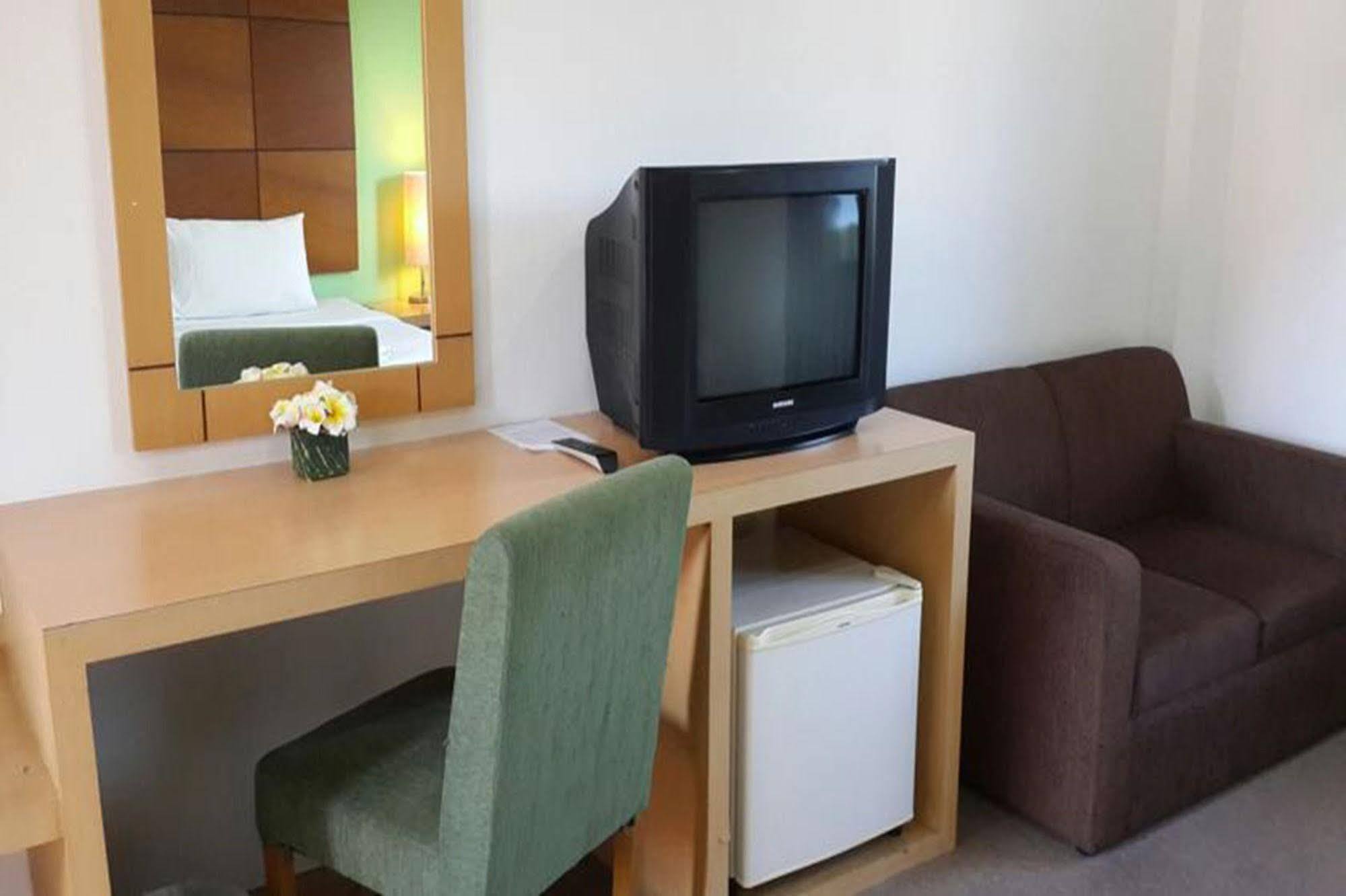 Myqxpress.Chaweng Hotel Koh Samui Exterior photo