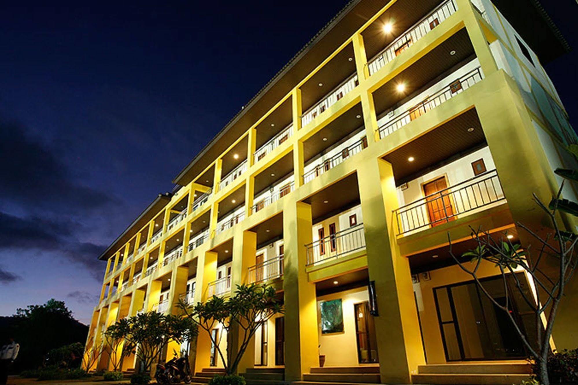 Myqxpress.Chaweng Hotel Koh Samui Exterior photo