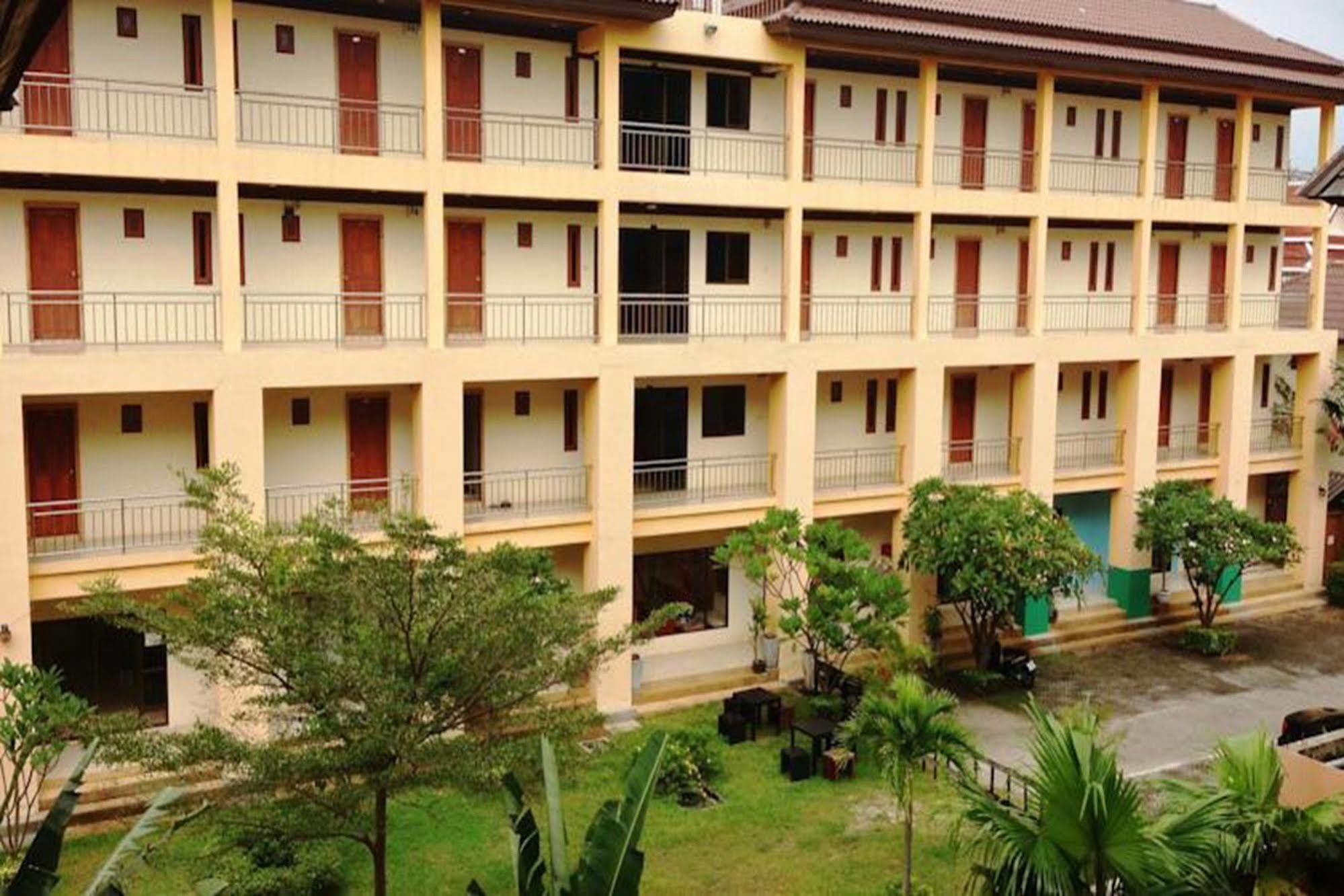 Myqxpress.Chaweng Hotel Koh Samui Exterior photo